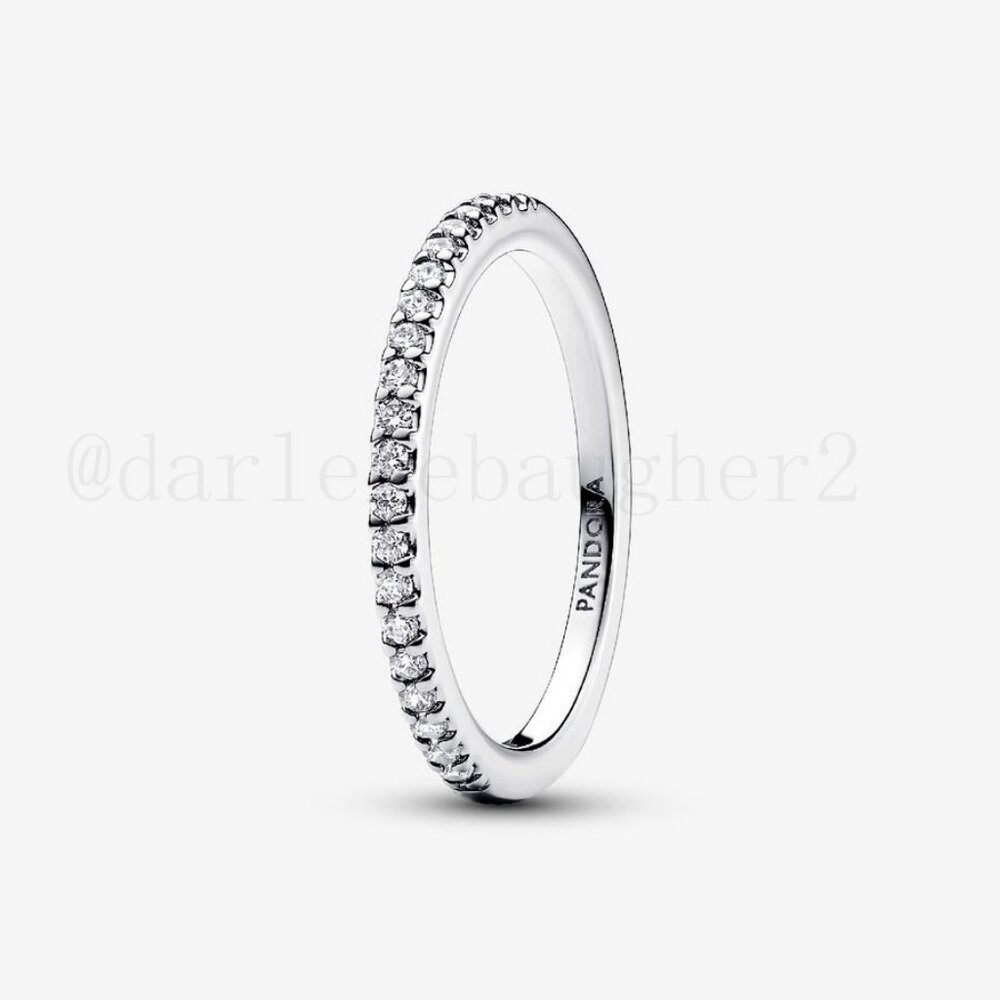 Pandora Sparkling Band Ring